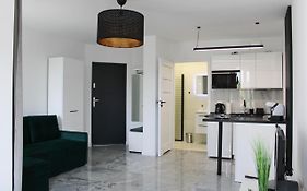 Apartament White-Niska Z Garazem Podziemnym